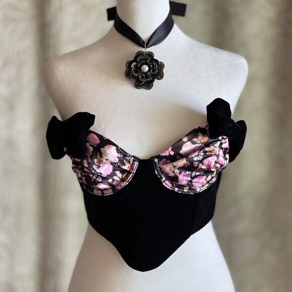 For Love And Lemons Tops - NWT For Love & Lemons Black Velvet Corset Top Floral Detail Goth Fairy Size S